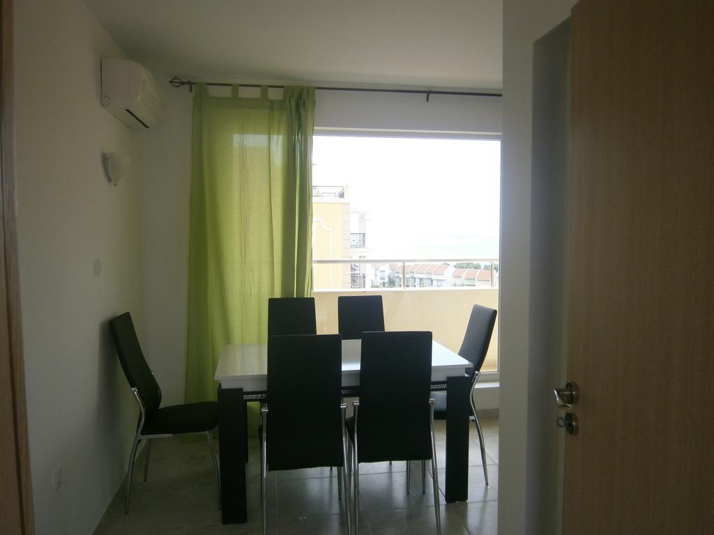 Anna Marina Apartments Sveti Vlas Exteriör bild